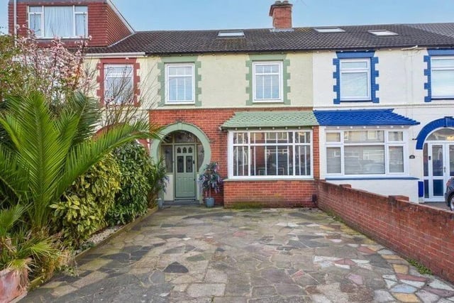 This property also comes with off road parking which is an extremely desirable aspect of a home in the Portsmouth area.