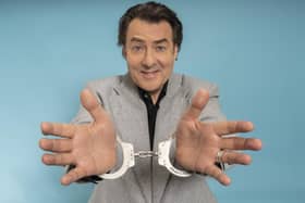 Jonathan Ross is the host of the new Channel 4 reality show Handcuffed: Last Pair Standing (Picture: Colin Hutton/Channel 4/72 Films)
