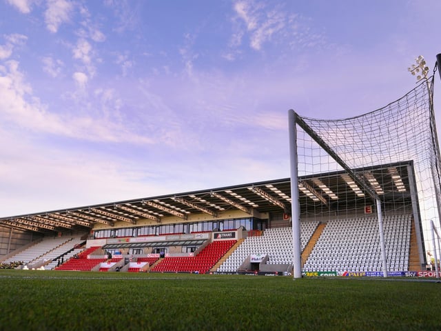 Average attendance: 4,598; Capacity: 6,476.