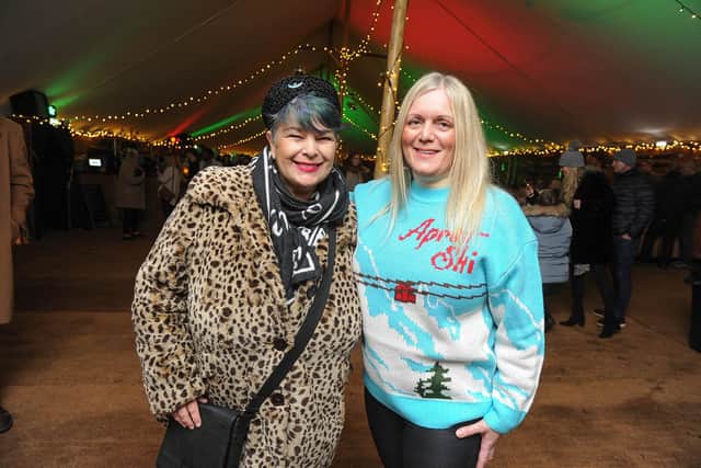 Kate Pearce and Queens Hotel general manager Catherine Austen
Picture: Habibur Rahman
