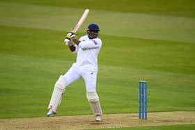 Tailender Keith Barker hit an unbeaten 49 on the second day to put Hampshire in a good position against Championship leaders Warwickshire at Edgbaston. Photo by Alex Davidson/Getty Images.