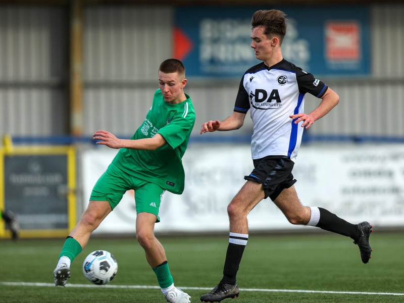 Fleur de Lys Victory (white) v Cowplain Youth. Picture: Chris Moorhouse