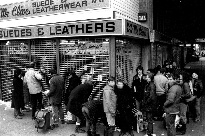 Queues outside the Mr Clive shop in the Tricorn, 1983.