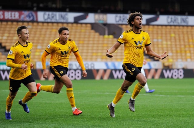Dion Sanderson (Photo by Alex Burstow/Getty Images)