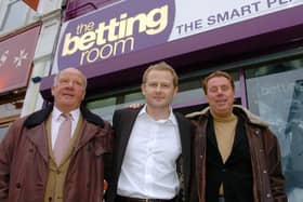Harry Redknapp and Jim Smith with Peter Higgins to open the new Betting Room at 19 Albert Road, Southsea in February 2006 (060864-47)
