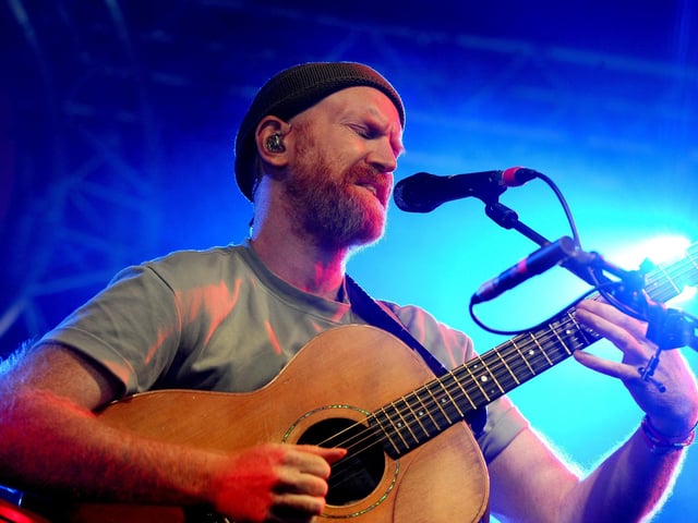 Newton Faulkner preforming songs from his repertoire since his debut album made waves in 2007.  Picture: Sarah Standing (010825-1604)
