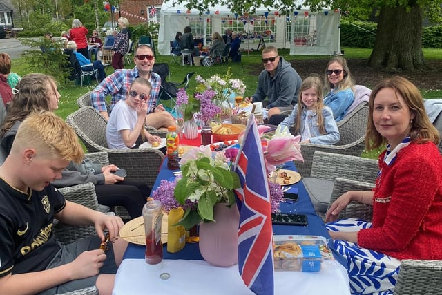 A party in Oak Tree Drive, Emsworth, raised money for the Final Straw Foundation