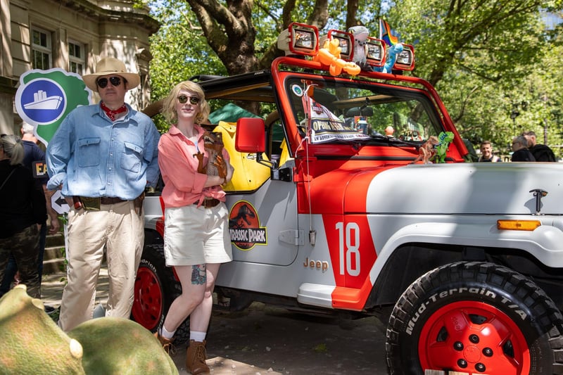 Dr Grant and Dr Sattler from Jurassic Park were on hand to keep the dinosaurs in check