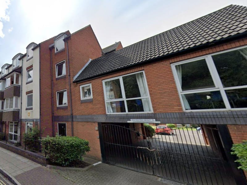 The average property price at Homerose House, Cottage Grove PO5 1DU is £68,041.