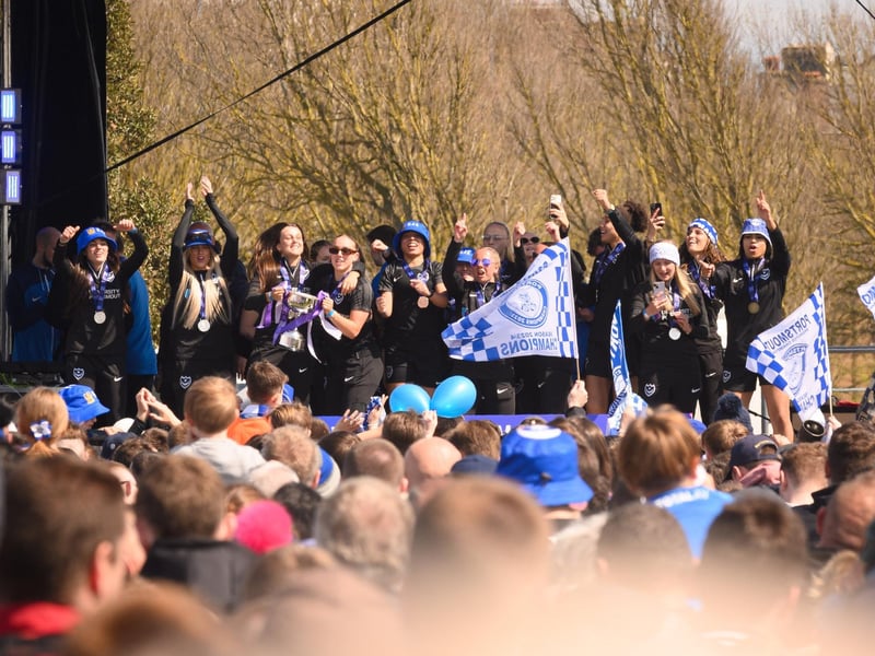 Pictured is: Portsmouth Ladies celebrate with their trophy.
Picture: Keith Woodland (280421-439)