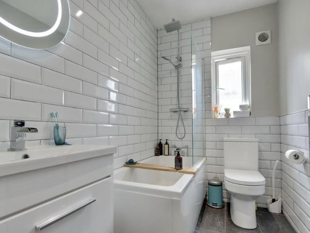 This property is currently on the market for £270,000.
