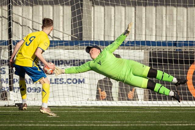 US Portsmouth keeper Harrison Hart at full stretch. Picture: Keith Woodland