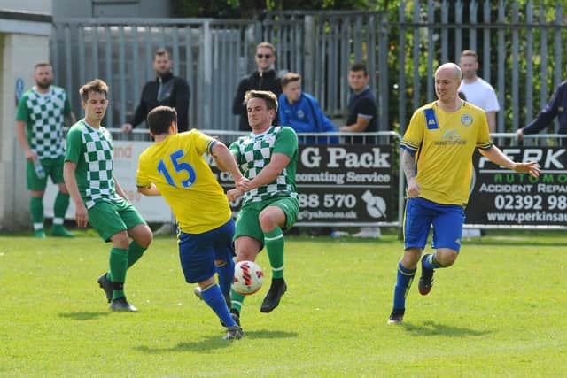 Meon Milton (yellow/blue) v Mob Albion

Picture: Sarah Standing