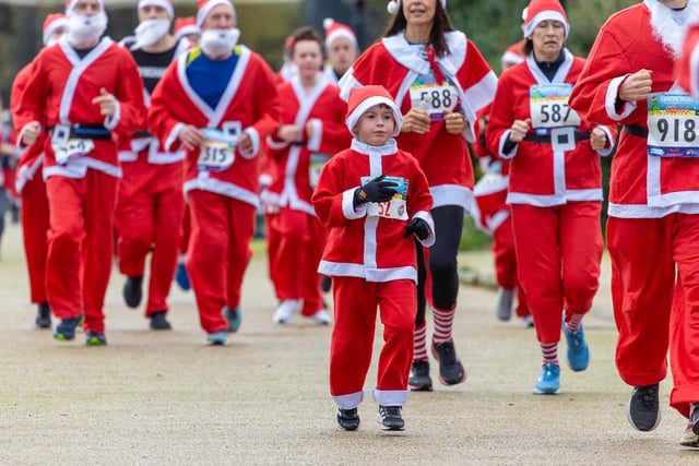 Hundreds of people turned out for the 2023 Santa Fun Run in Southsea on Saturday morning, many running to raise money for charity in either the 5K or 10K distance.