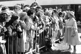 The Queen Mother leaving the D-Day museum and greeting the crowd in Jun 1984. The News PP4020