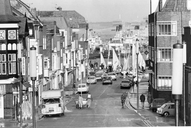 A shot from Broad Street, Old Portsmouth, on a Sunday morning in 1974. Picture: The News PP2083