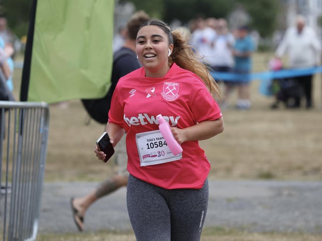 Cancer Research UK Race for Life on Southsea Common.
Picture Stuart Martin (220421-7042)