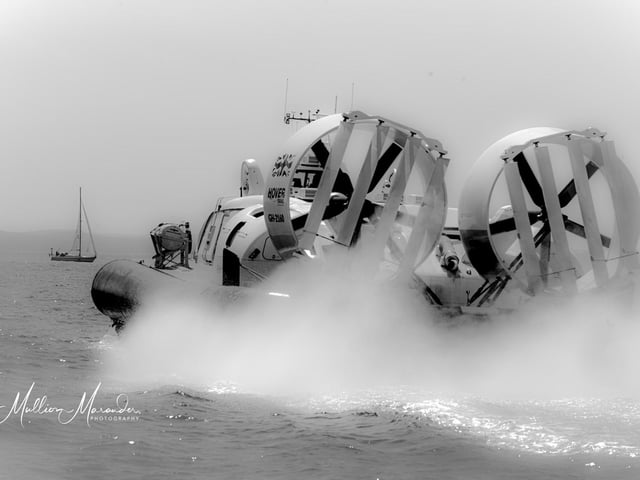 The hovercraft leaving Southsea