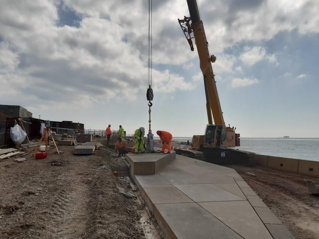 Special machinery is used to create a vacuum seal to lift and manoeuvre the Theatre of the Sea into place