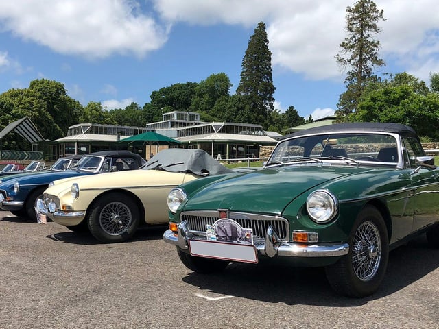 Classic Car Park at Beaulieu International Autojumble