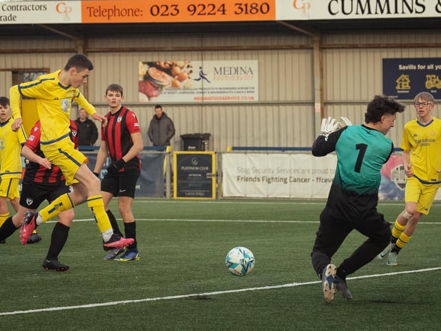 Action from the U16 GEC Marconi Invitation Cup final between Horndean Hawks Condors (red/black) and Pickwick Youth Panthers (yellow). Picture: Keith Woodland (260221-1024)