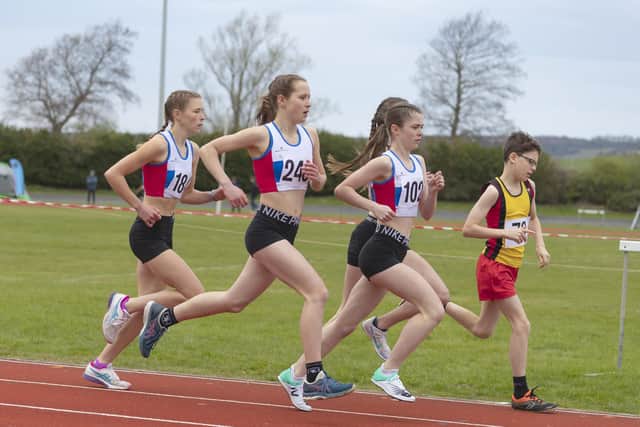 A 1,500m heat. Picture: Paul Smith.