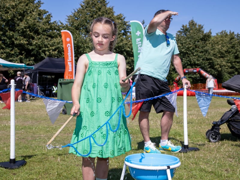 Pictured - Jessica Leigh-Luce, 7 enjoying the bubblesPhotos by Alex Shute