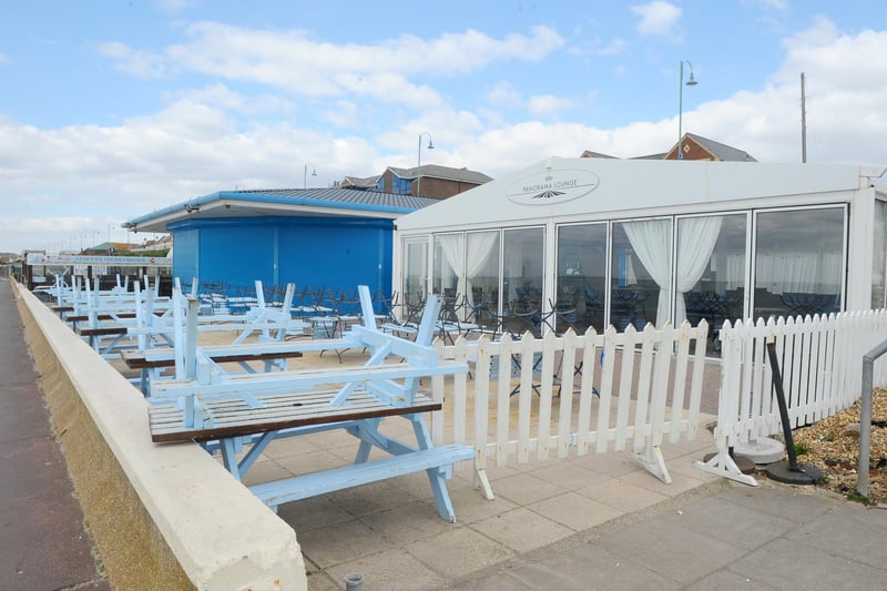 Leon's Bistro in Marine Parade West, Lee-on-the-Solent, seen on March 31, 2020 (310320-7522)