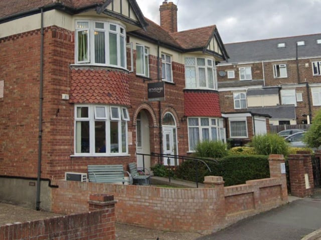 Envisage Dental in Lower Drayton Lane has a rating of 4.1 from 19 Google reviews. One person said: "Lovely staff and the waiting areas clean and relaxing."