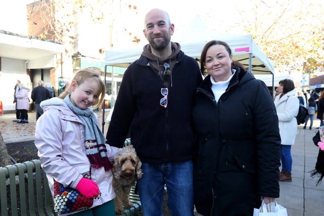 Alex and Amy Freestone with their daughter, Ayla, 8, and their dog, Nala. Portchester Christmas Market in Portchester Precinct
Picture: Chris Moorhouse (jpns 251123-36)