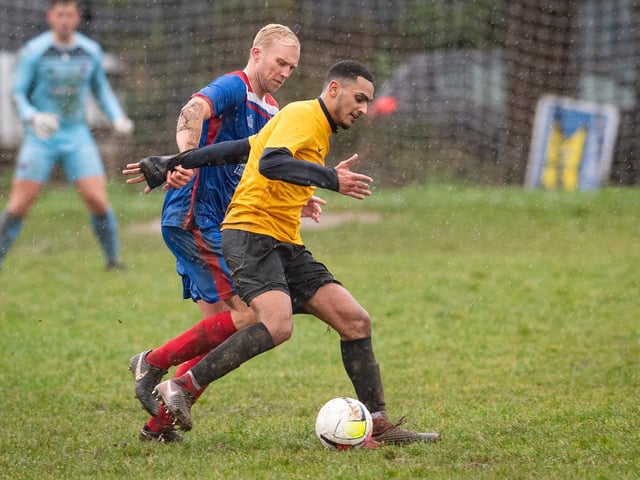 FFTP (yellow) v The Meon. Picture by Keith Woodland