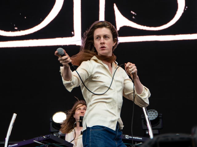 The Isle Of Wight Festival in Seaclose Park 2022. Pictured is: Blossoms. Picture: Emma Terracciano