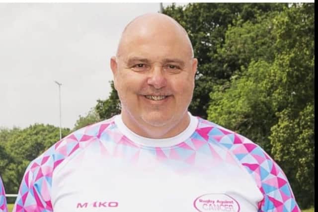 The two former navy rugby players will carry out their challenge at Portsmouth Rugby Club, where CPO Graham Street was a player and coach.