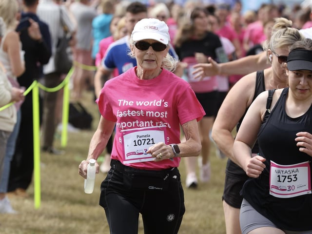 Cancer Research UK Race for Life on Southsea Common.
Picture Stuart Martin (220421-7042)