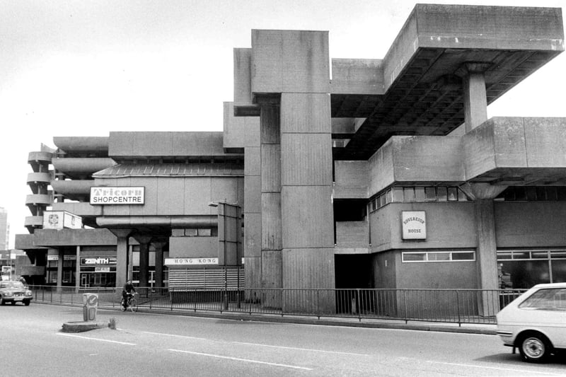 In this picture from the Tricorn Centre in 1988, you can see Zenith and other businesses.