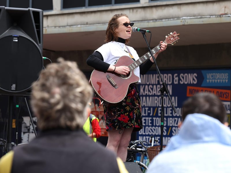 Those attending the event also enjoyed some live music
Picture: Sam Stephenson.
