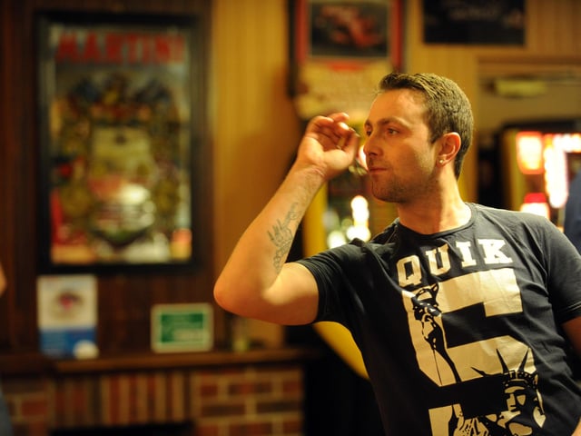 Rich Clark competing at the Carisbrooke Arms in Gosport in 2011.