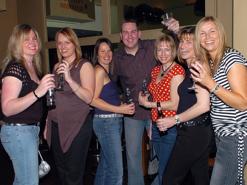 This is what a night out at Tiger Tiger in Gunwharf Quays looked like in the 00s.