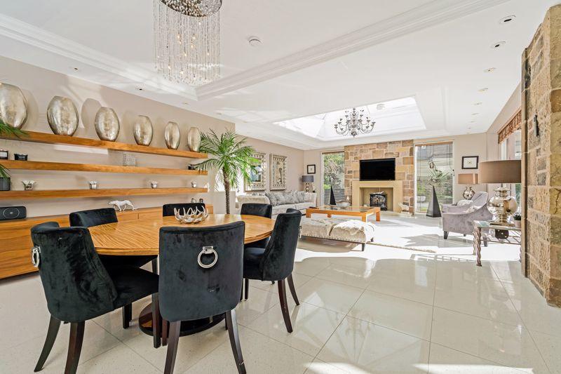 Dining area and lounge.