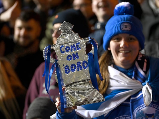 Average away attendances: 860.