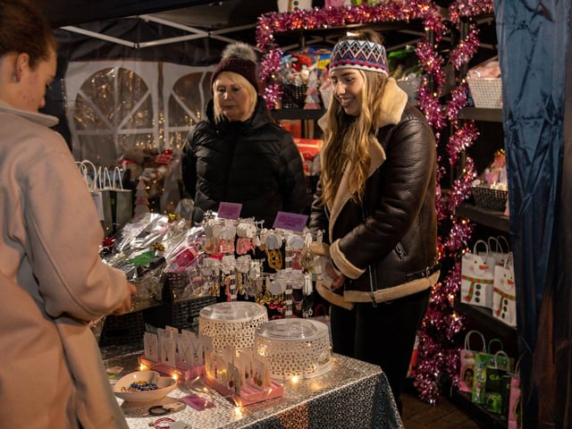 Glitter galore from the stalls at the Gosport Christmas market. Picture: Mike Cooter (251123)