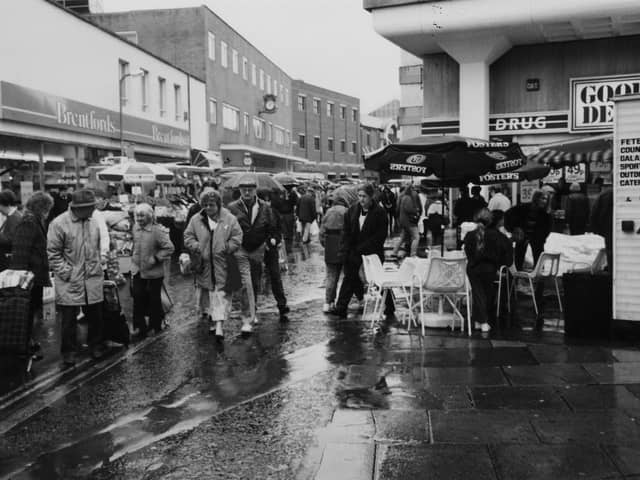 Hundreds of people would always head out to the market, even if the weather was cold and windy!