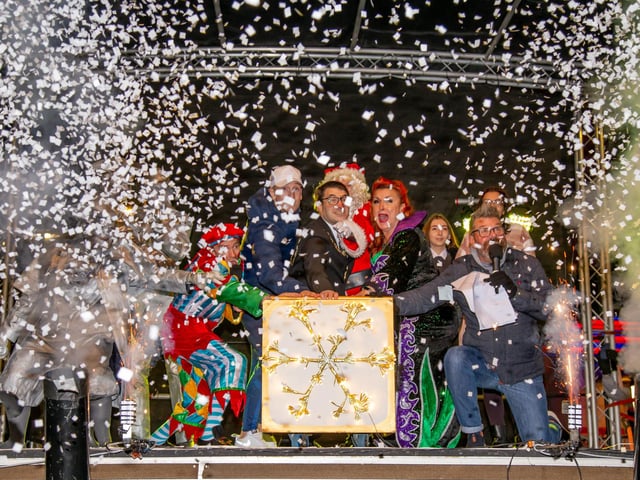 New Theatre Royal Panto Cast, Deputy Mayor Tom Coles and Ronan Curtis switching the Christmas lights on