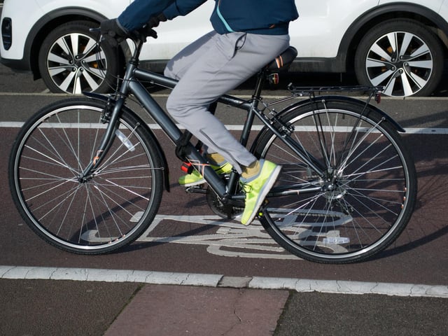 With so many cars on the roads, Portsmouth can be an intimidating place for cyclists. Recent years have also seen the rise of the e-scooter, which has proved controversial with motorists and pedestrians alike. More cycle lanes could adress both issues.
