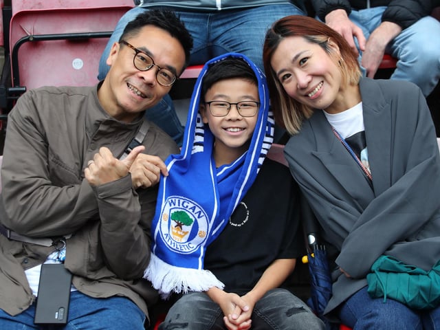 Number of Wigan fans present: 2,242