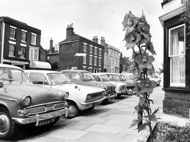 Cars parked on Fareham High Street on June 22 1971. The News PP3169