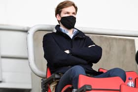 Kyril Louis-Dreyfus has begun talks with Stewart Donald about expanding his shares in the Black Cats.