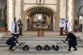 Flashback to 2020 and Portsmouth MPs Stephen Morgan and Penny Mordaunt lay wreaths during the annual Seafarers' Service at the city's cathedral. Picture: Portsmouth Cathedral/