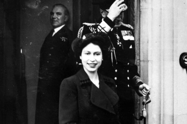 The Queen on a visit to HMS Daedalus in 1953 PP3053