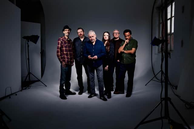 Sunbirds, featuring Dave Hemingway, third from left.